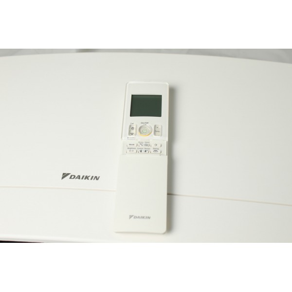DAIKIN FTXJ25MW smart / RXJ25M настенная сплит-система DAIKIN FTXJ25MW smart / RXJ25M настенная сплит-система